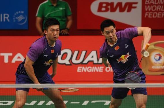 他的球迷以 他的球迷以