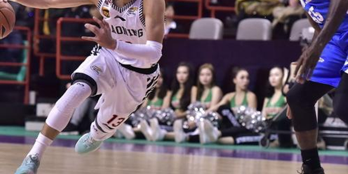 体育德甲：无缘五连胜 RB莱比锡客场1-1霍芬海姆