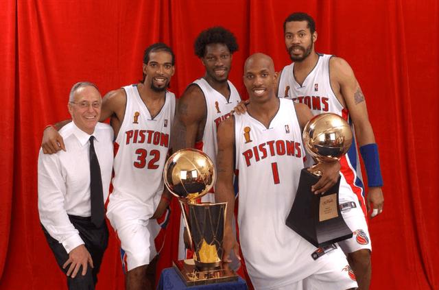 他在防守端 他在防守端